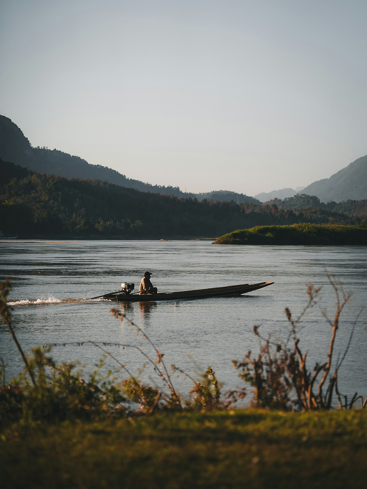 dugout-canoe-ride